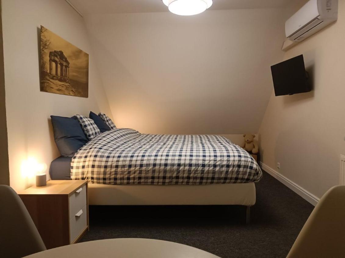 La Fontaine Aux Enfants - Gr5 - Chambre Avec Sdb Privee Abreschviller ภายนอก รูปภาพ